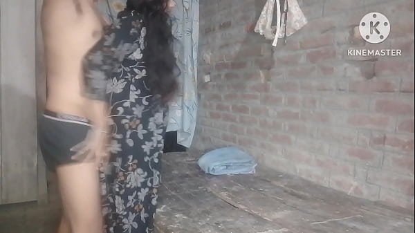 Image bhabhi ne squirt se devar ko nehla diya chudai ke waqt