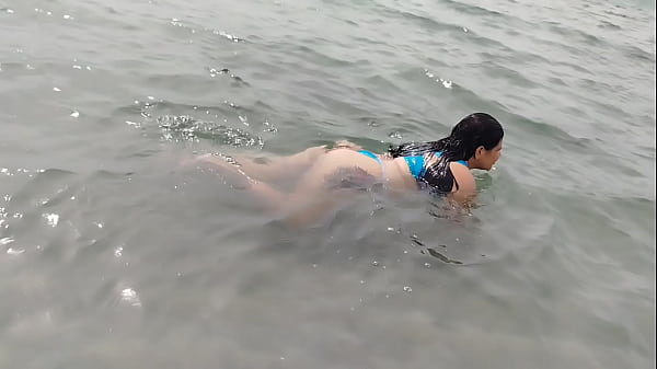 Image Latina gordita que culo m&aacute_s grande en la playa