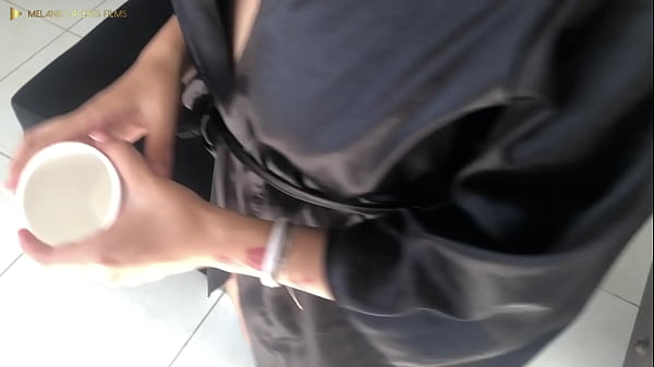 Image vecina me regalas un taza de azucar ? y yo te doy mi polla - bbw de enorme culo