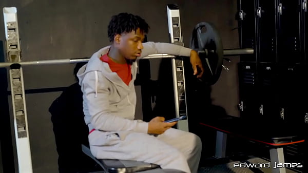 Image EdwardJames: Dreezy Long Gives Per Fection Ass Rimming And Rough Pounding In The Gym