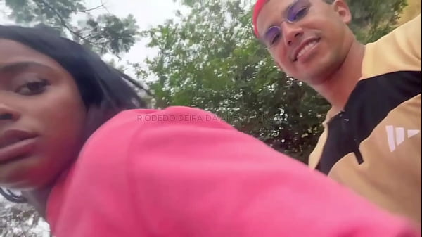 Image LIBERAL COUPLE HAVING SEX ON THE STREET SHOWING OFF TO OTHER MALES