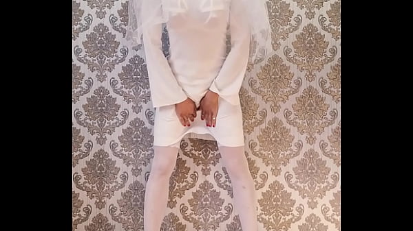 Image The bride must have a big ass before the wedding