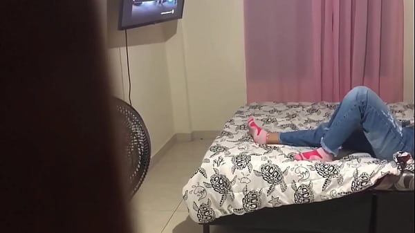 Image ENCUENTRO A MI HIJASTRA METIENDOSE LOS DEDOS AL CO&Ntilde_O EN SU HABITACION Y LE METO LA VERGA RIRECTO AL CO&Ntilde_O