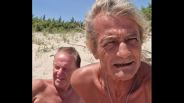 Image Live sex show recording, nudist beach, mobile version 4K, shemale girlfriend and cis man19.05.2025 2