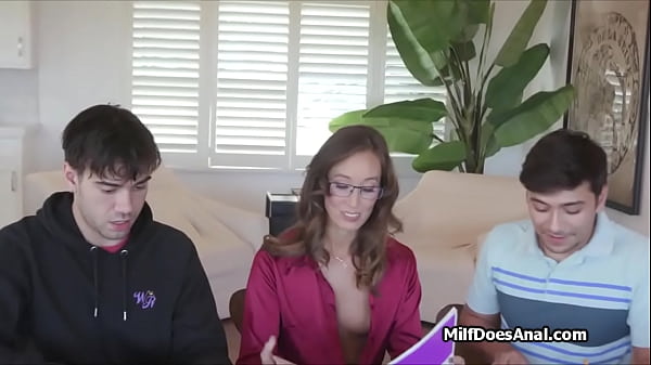 Image Throating and DPing slutty Asian teacher in her home