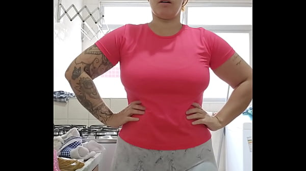 Image Metade de mim quer carinho e a outra metade quer sentar na sua cara e esfrega meu Bucetao