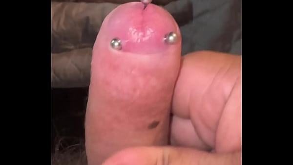 Image Solobdsmman -154 look my Small pierced useles cock