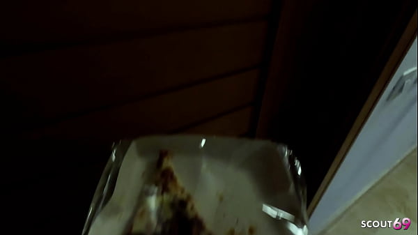 Image German Pizza Delivery Guy suprised by crazy Teen and fuck her Asshole without condom in POV before cum on her Pizza