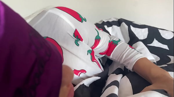 Image Rough sex with 18yo old brunette before sleep