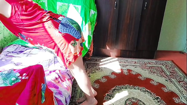 Image cumming pretty shemale cute legs sexy hot ladyboy masturbates without hands