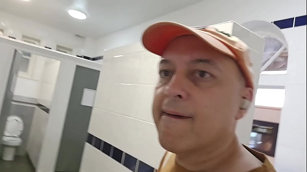 Image Cruising Waterloo East toilets - Jun 2025