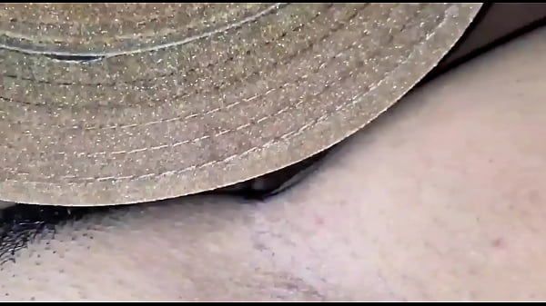 Image Milf adora Oral com l&iacute_ngua quente no grelao &eacute_ maravilhoso