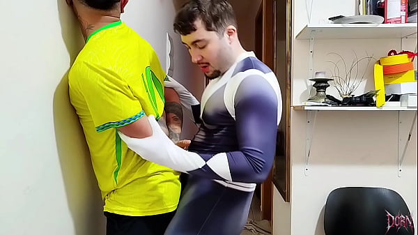 Image Bandido invadiu a casa do her&oacute_i e aprendeu uma li&ccedil_&atilde_o (COMPLETO NO RED)