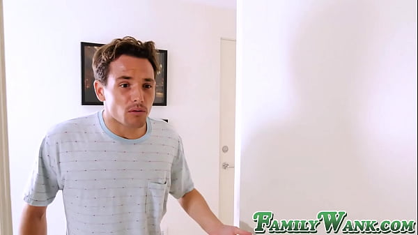 Image Beautiful stepsister Autumn Falls hammered before big facial