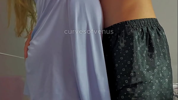Image Stepsister let me lift her dress, I rubbed my cock on her huge pussy