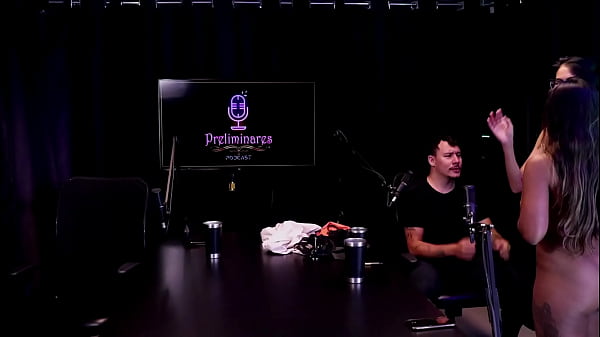 Image A vadia achou que era uma colab de putaria, teve a hist&oacute_ria com um cantor, deram conselho para as pessoas, e os fetiches... - Casal Kaliente (WATCH ON: SHEER/RED)