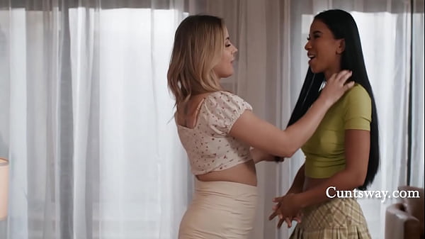 Image First-Time Fears to Lesbian Lust - Anna Claire Clouds, Ameena Green | Cuntsway
