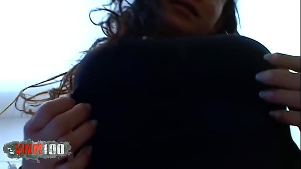 Image Fucking on the sofa with Saray a splendid latina with big tits