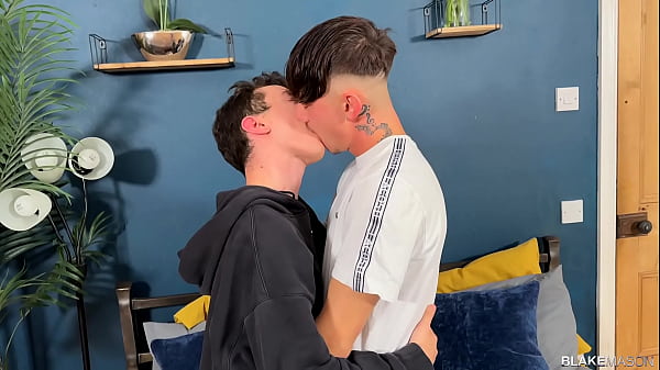 Image BlakeMason: Jock Taylor Jay shoots oozing cum on Kai Danvers tight butthole