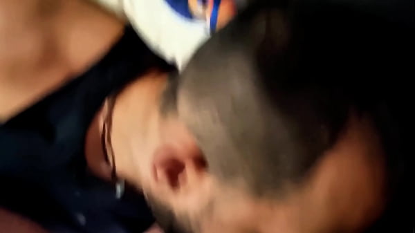 Image ASSISTINDO FILME PORNO AFIM DE PEGAR O MACHO ALHEIO