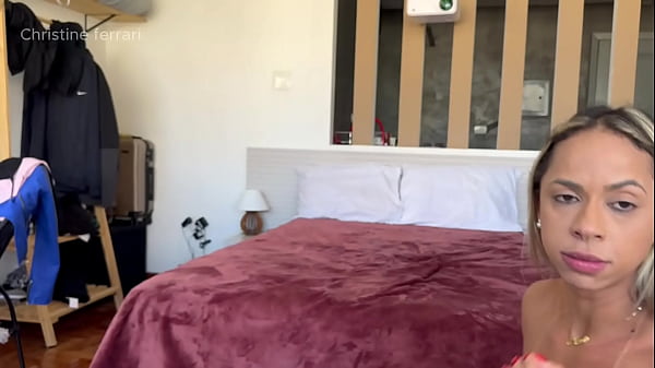 Image Big rola de 28 centimetros rasgou minha buceta de tanto fuder / Video completo XVIDEOS RED OU SHEER / Link no banner do perfil .