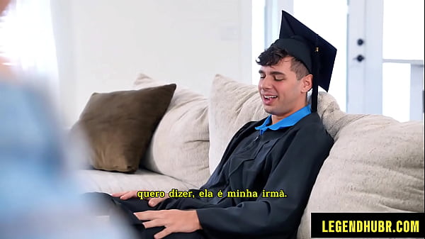 Image novinhas comemoram a formatura fudendo com meio-irm&atilde_o - legendado