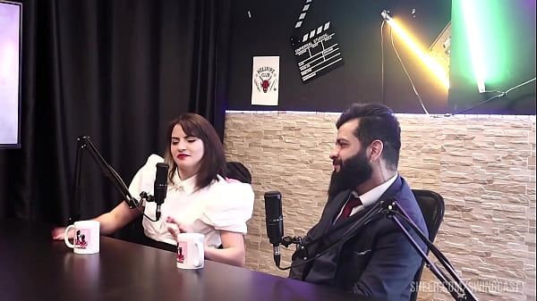 Image COLOCOU O BRA&Ccedil_O NA BUCETA | SAFADEZA DA LADY SNOW E LORD KENOBI NO SWING CAST COM TIFANY ROCHA - (WATCH ON: SHEER/RED)