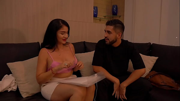 Image MILF-Real estate agent inaugurates with me new home fucking very hard!