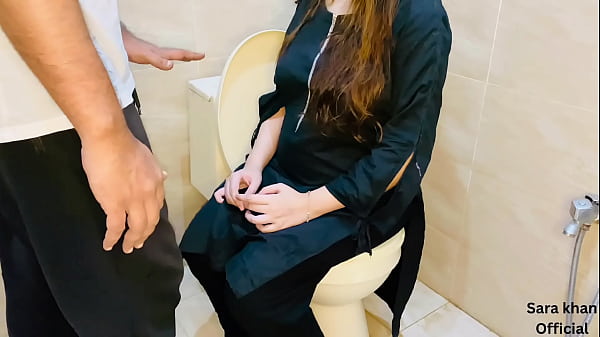 Image Pakistani step Brother-In-Law Fuck Her Hot Latina Sister-In-Law In The Toilet