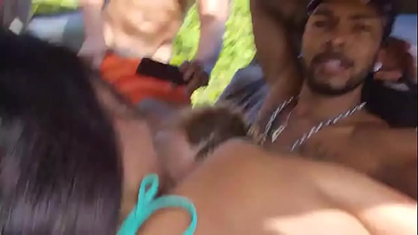 Image Carona em troca de sexo - eles param o carro pra me foder no meio do mato