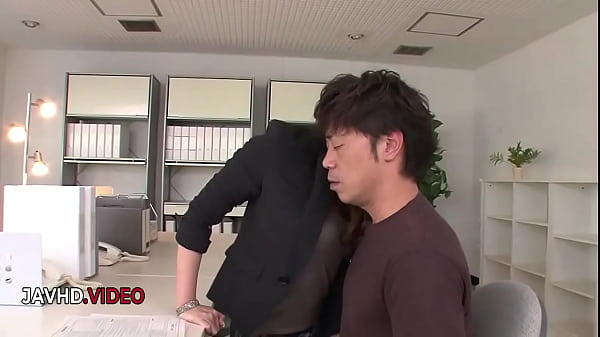 Image Asian Amateur Gives Mind-Blowing Blowjob Leading to Intense Creampie Finish