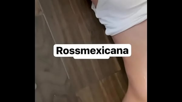Image QUE RICO SE METE SU DILDO PENSANDO QUE ES UNA VERGA RICA Y CALIENTITA