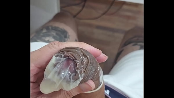 Image GOZANDO DENTRO DA CAMISINHA - FETICHE