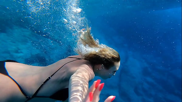 Image Under Water Sex with Hot Milf