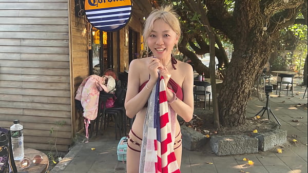 Image (Watch full video in my membership)Asian girl masturbates and squirts on the beach