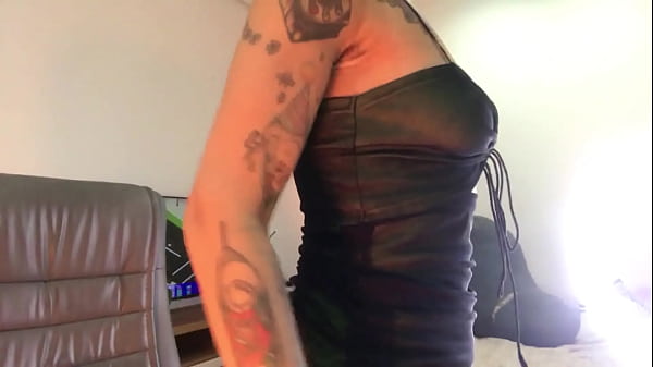Image FREE Webcam fetish show with sexy alt girl: hairy armpits, nipple pinching, anal dildo & more!