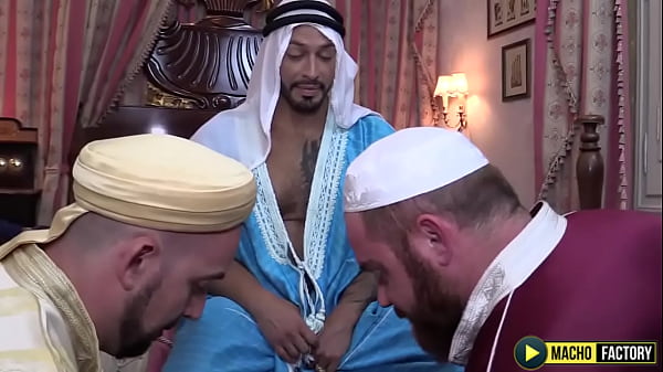 Image MachoFactory: Muscular Viktor Rom and Santi Noguera Have A Crazy Orgy Session