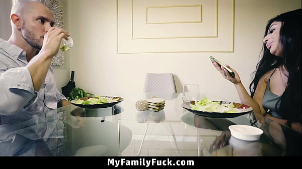 Image Stepdaughter Is Greeted Warmly by Stepparents Roxanne and Duncan Saint - Myfamilyfuck