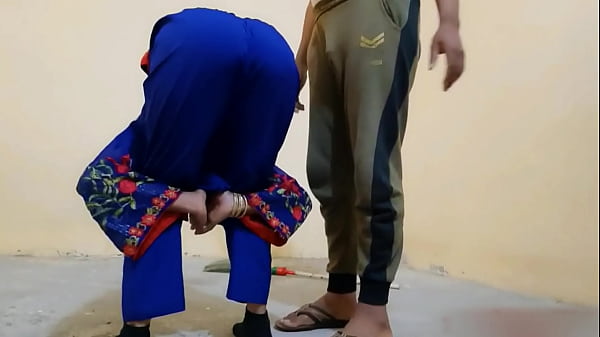 Image Kaamwali bai ko jbardasti chod diya, hard fucking with clear hindi voice, A mature man fucked maid in his lonely house