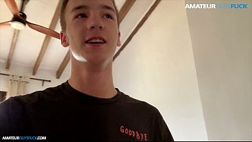 Image AMATEUR GUYS FUCK :: These two friends film themselves giving each other scorching hot blowjobs just for your pleasure.