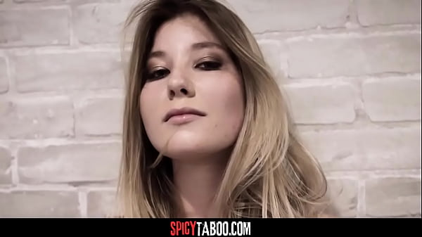 Image Naive teen have a threesome with two police officers in her prison cell