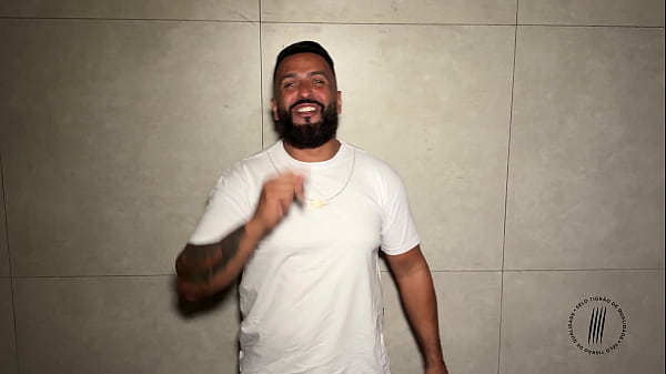 Image Fodendo a magrinha do rabo imenso - Completo no RED