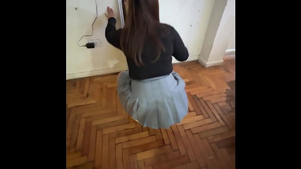 Image intersecto a mi hermanastra antes de irse al colegio para que me mame la verga
