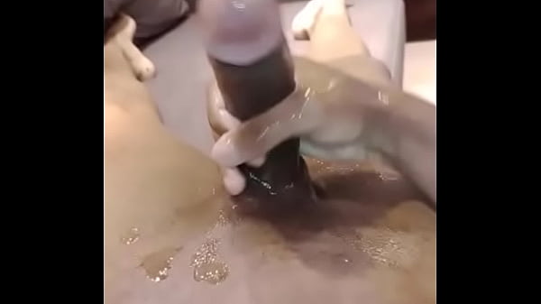 Image Massaging the dick 4