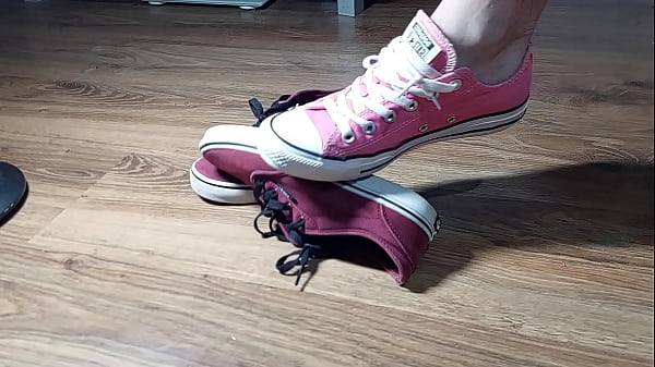 Image converse stomp
