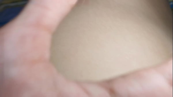 Image Acordei com uma gostosa pelada na minha cama