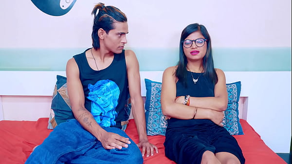 Image Indian wife cheated her husband and affair with ex-boyfriend