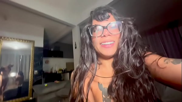 Image Eu menti pra voc&ecirc_, n&atilde_o tenho Netflix, ent&atilde_o vamos fazer nosso filme.