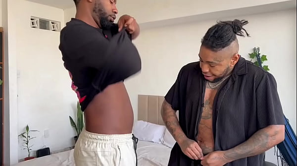 Image Neg&atilde_o comeu a bucetinha do homem trans - Marlon Costa e Maicon Vinicius