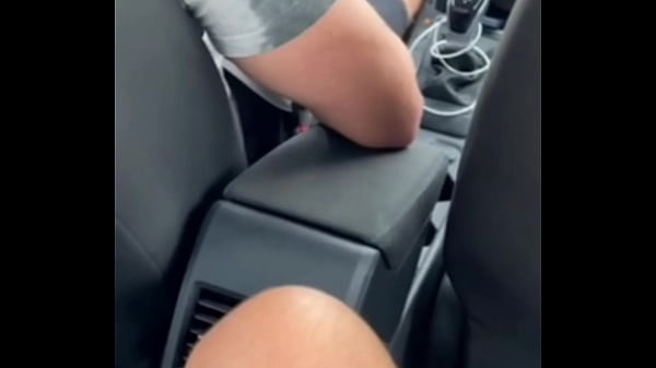 Image PEGUEI UM UBER E ESTAVA SEM GRANA, PAGUEI A CORRIDA COM MEU CUZINHO.